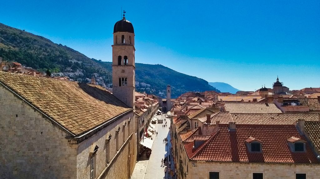 Rue principale de la vieille ville de Dubrovnik