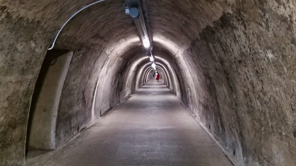 Tunnel piéton