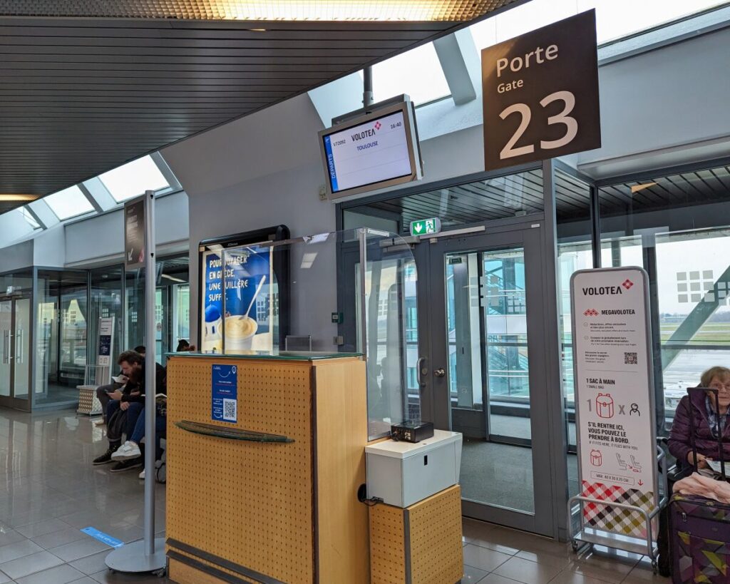 Porte d'embarquement 23 à l'aéroport de Strasbourg