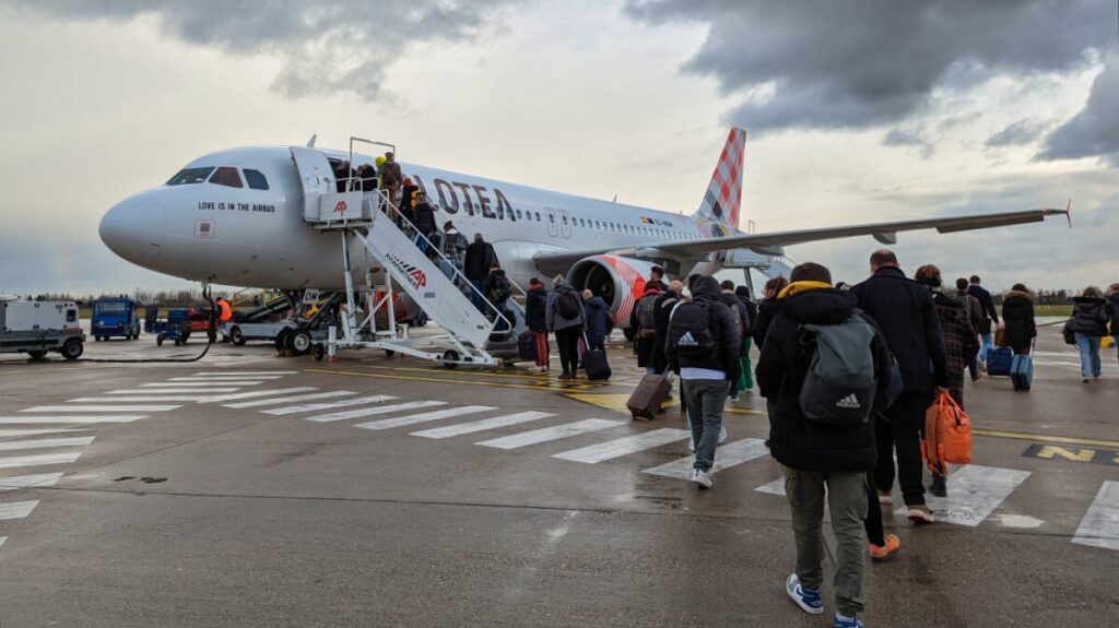 Airbus A320 de Volotea immatriculé EC-NOM