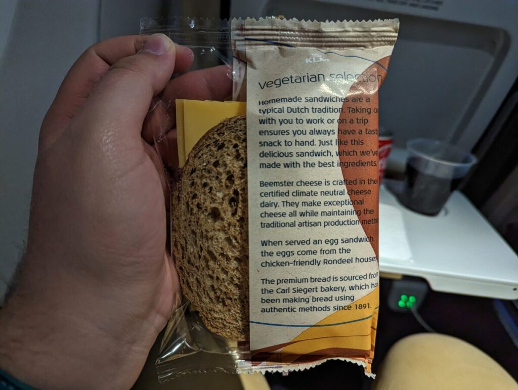 Sandwich végétarien servi à bord